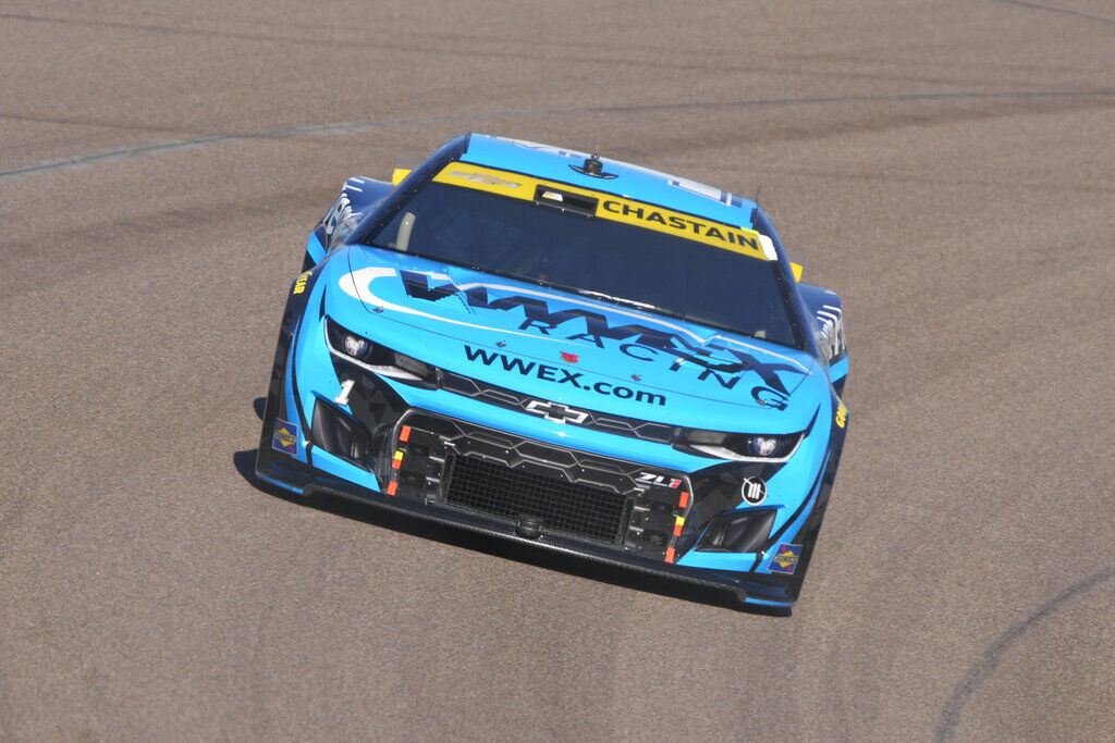 NASCAR Phoenix Auto Racing